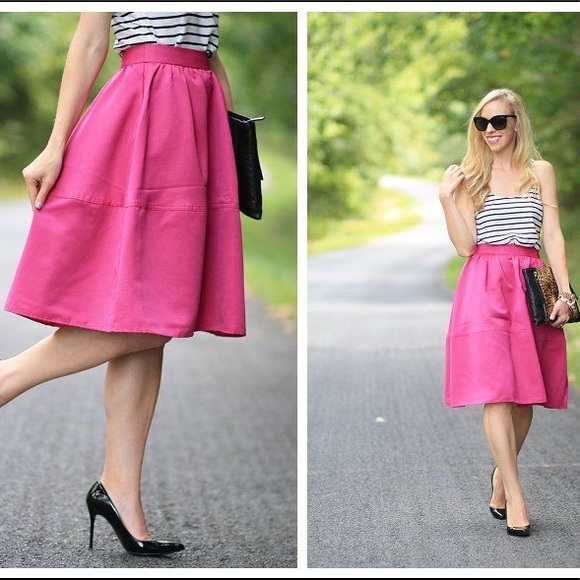 Express Dresses & Skirts - ⚡️CLEARANCE⚡️Express Tulip Skirt